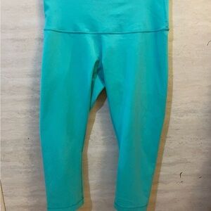 Lululemon Wunder Train High-Rise Crop